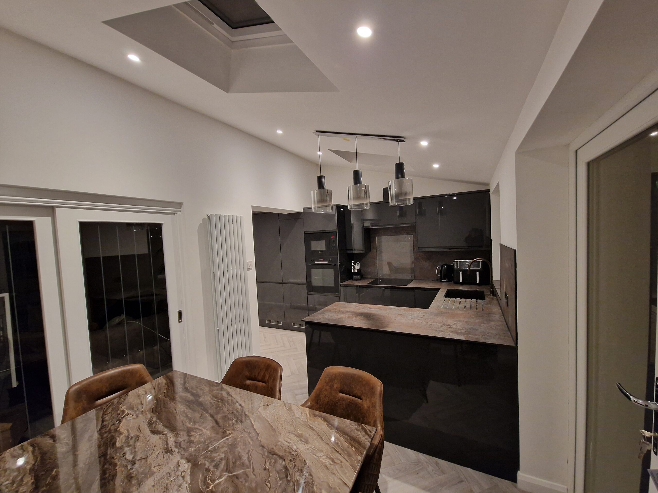 Kings Norton Extension works complete picture showing house in Birmingham with new kitchen and dining room | ID Property Developments